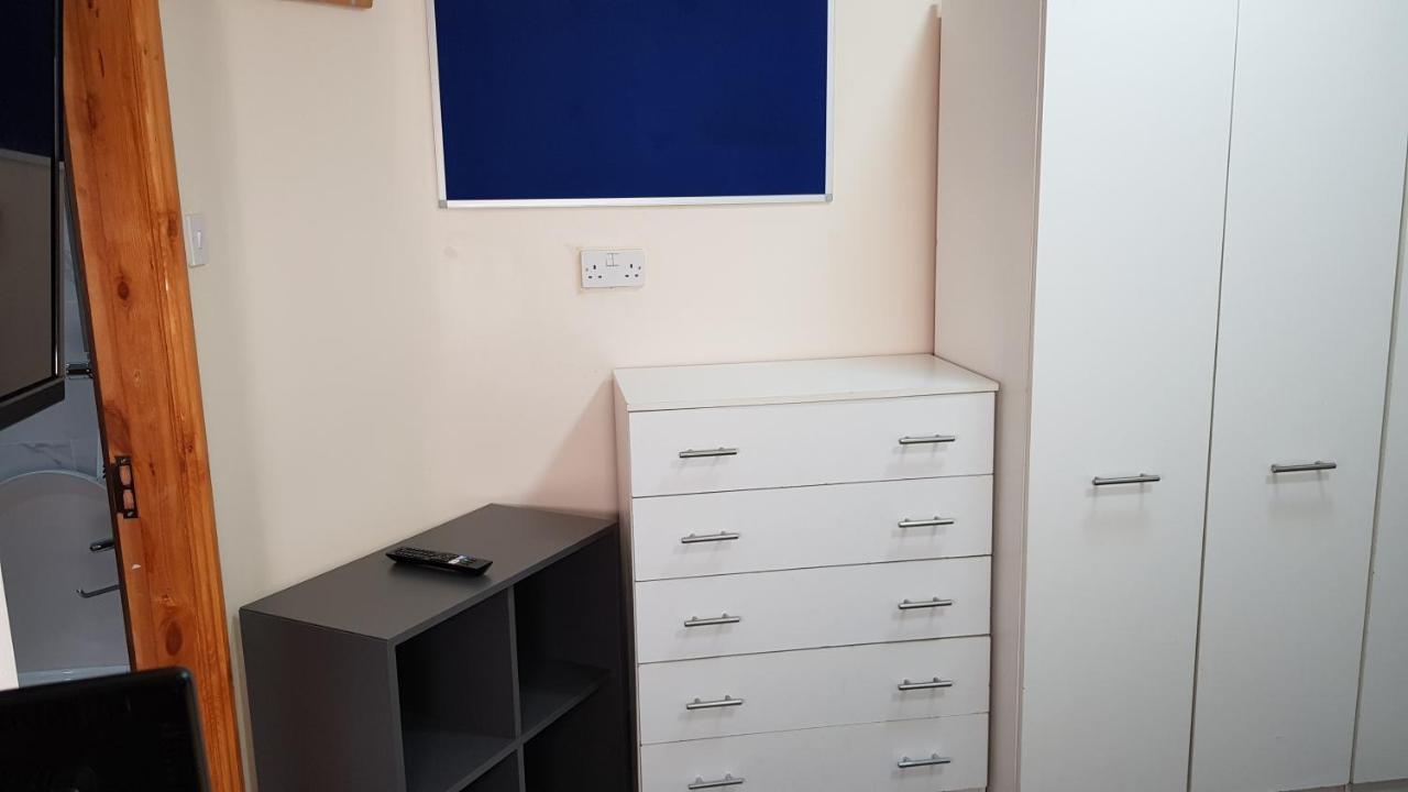 Double Ensuite Rooms Near City Centre Бирмингем Экстерьер фото