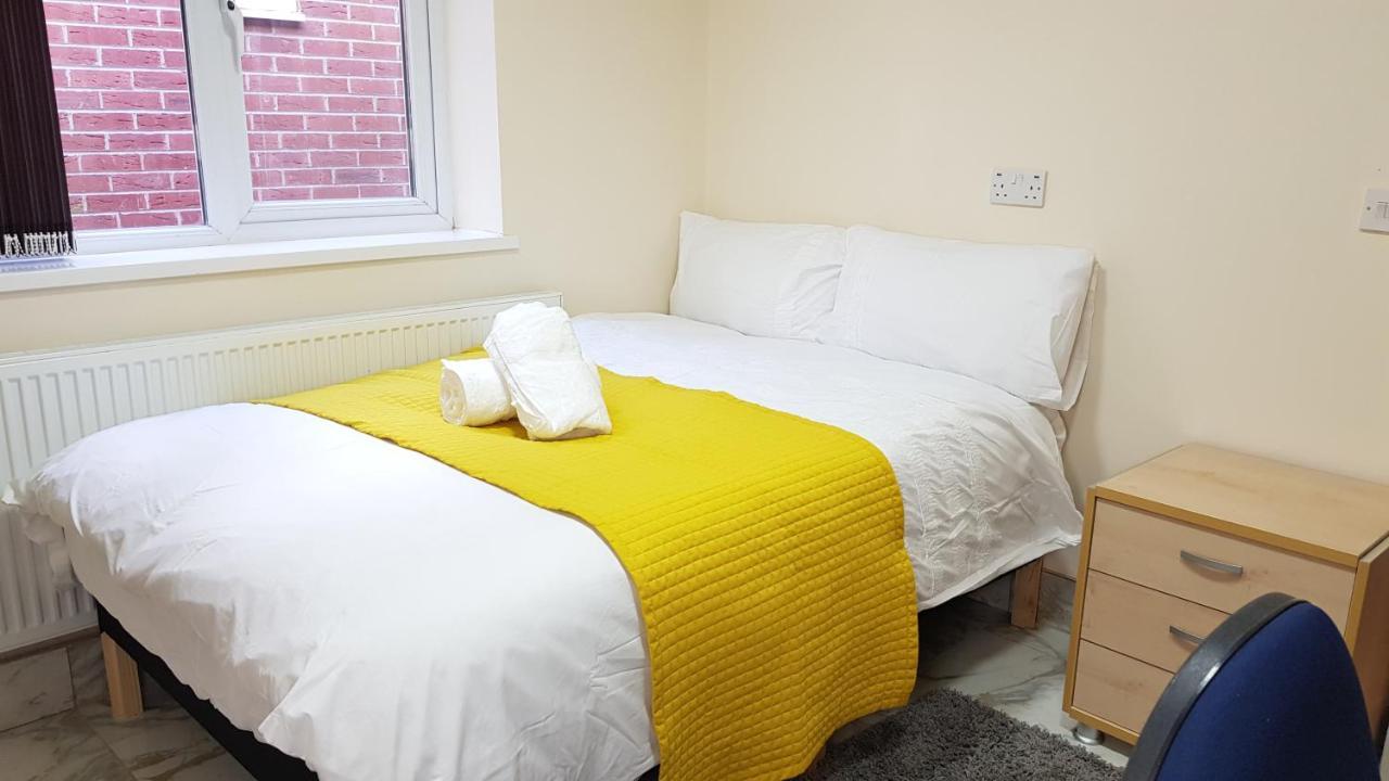 Double Ensuite Rooms Near City Centre Бирмингем Экстерьер фото