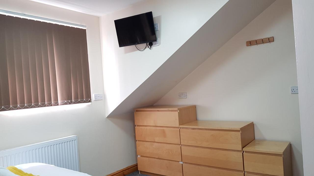 Double Ensuite Rooms Near City Centre Бирмингем Экстерьер фото